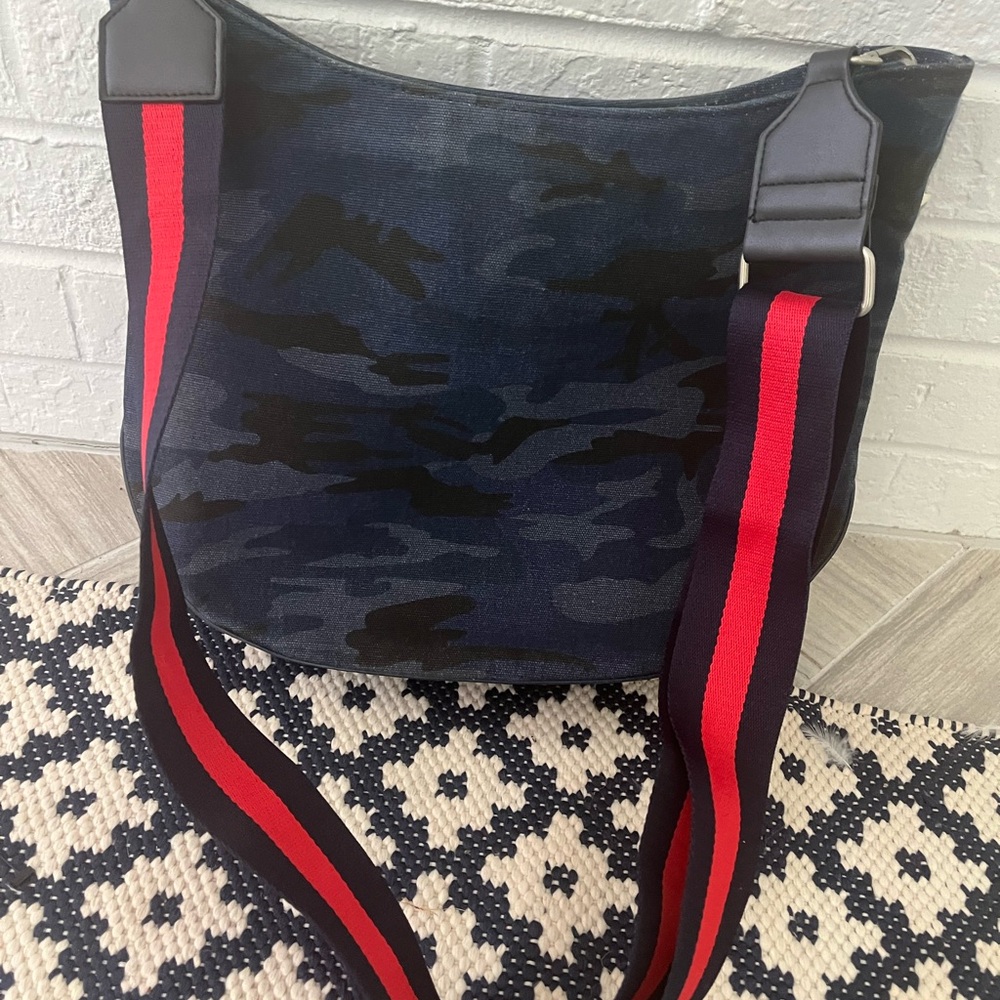 Stylish Camouflage Crossbody Bag with Red Strap